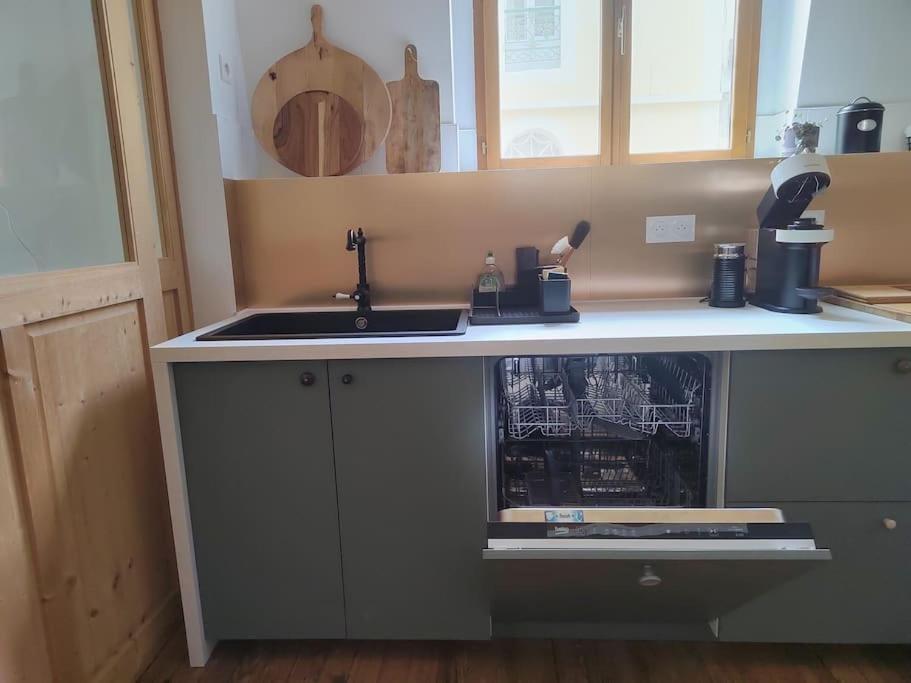 Magnifique Appartement Le Nid Des Thermes Bagnères-de-Bigorre Esterno foto