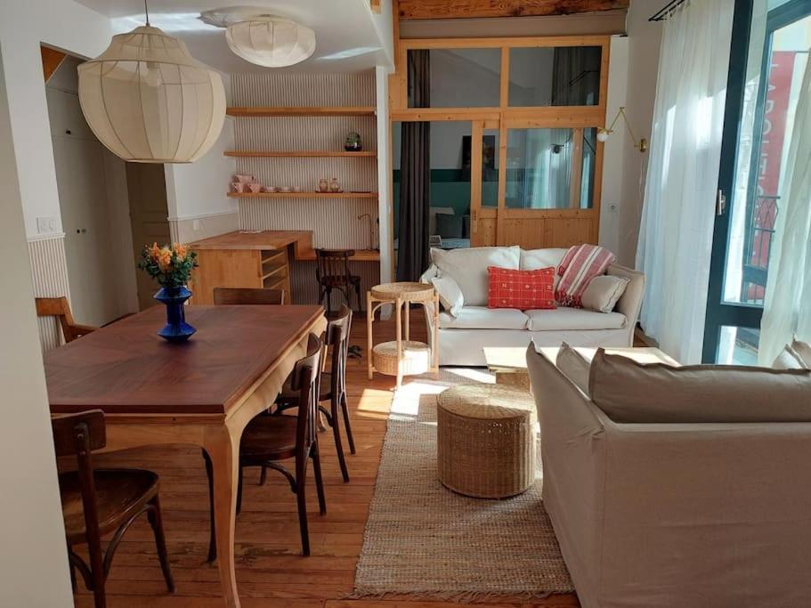Magnifique Appartement Le Nid Des Thermes Bagnères-de-Bigorre Esterno foto
