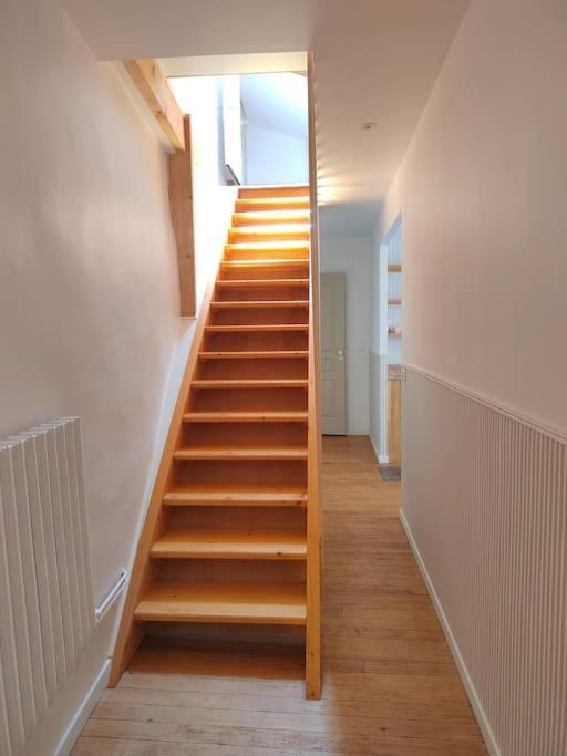 Magnifique Appartement Le Nid Des Thermes Bagnères-de-Bigorre Esterno foto