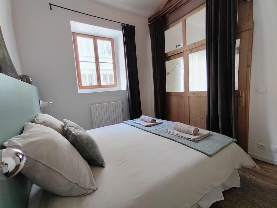 Magnifique Appartement Le Nid Des Thermes Bagnères-de-Bigorre Esterno foto